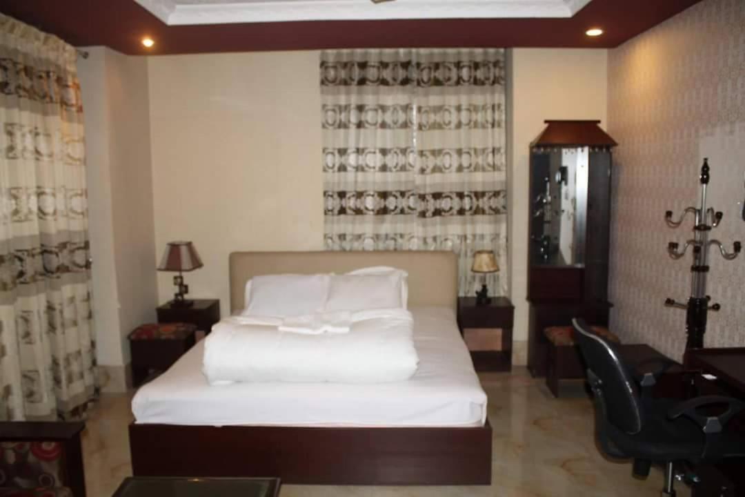 78 Firoza Inn Дакка Екстер'єр фото